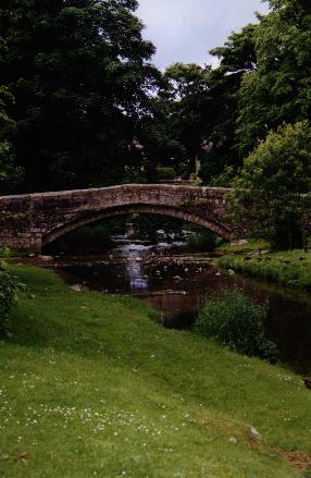 burnsall.jpg (27328 bytes)